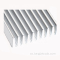 La empresa suministra aletas de aluminio de metal corrugado
